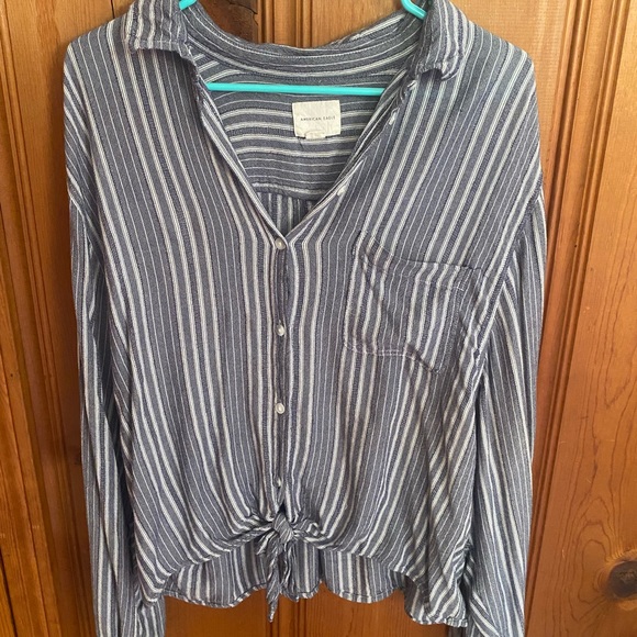 American Eagle Button Shirt - Picture 1 of 3